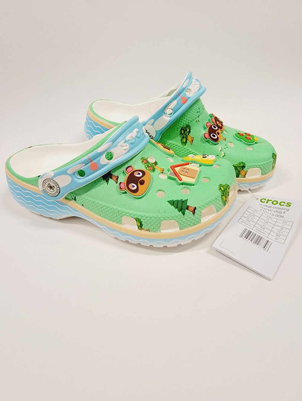 Crocs NWT Kids' Green Animal Crossing Clogs Size J1